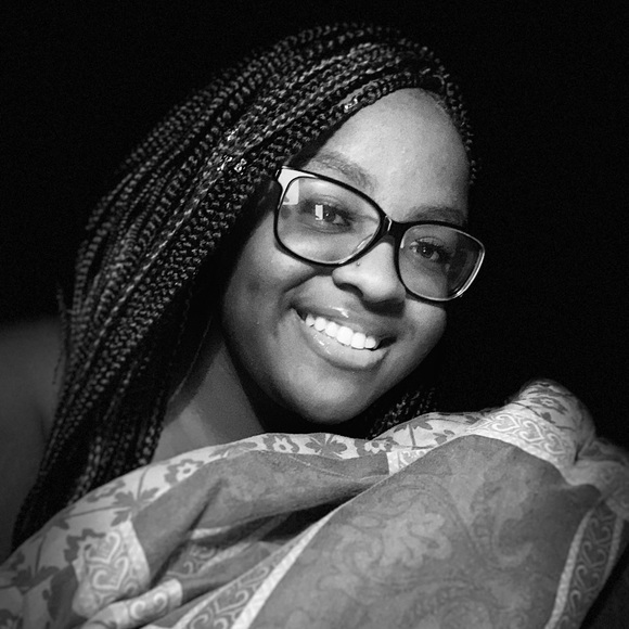 Meet your Posher, Bianca - Picture 1 of 1